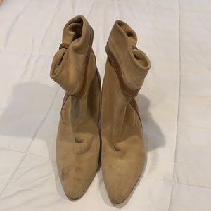Sportmax Size 38 Tan Heeled Boots